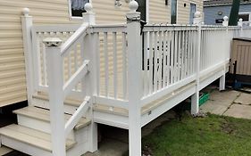 3 Bedroom Caravan, Edi Rita, Robin Hood, Pet Friendly