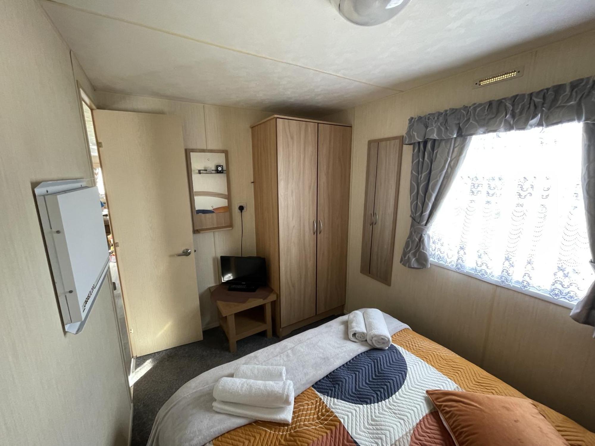 3 Bedroom Caravan, Edi Rita, Robin Hood, Pet Friendly Meliden Exterior photo