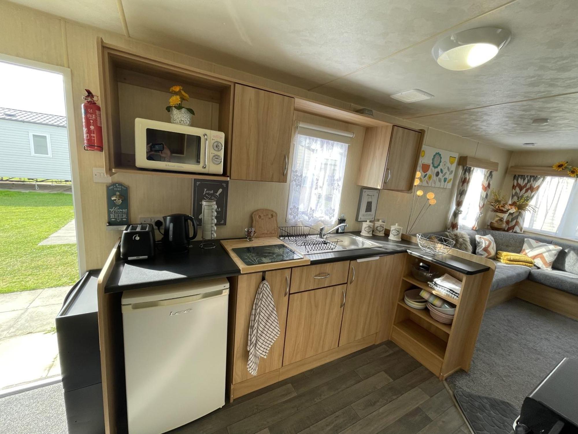 3 Bedroom Caravan, Edi Rita, Robin Hood, Pet Friendly Meliden Exterior photo