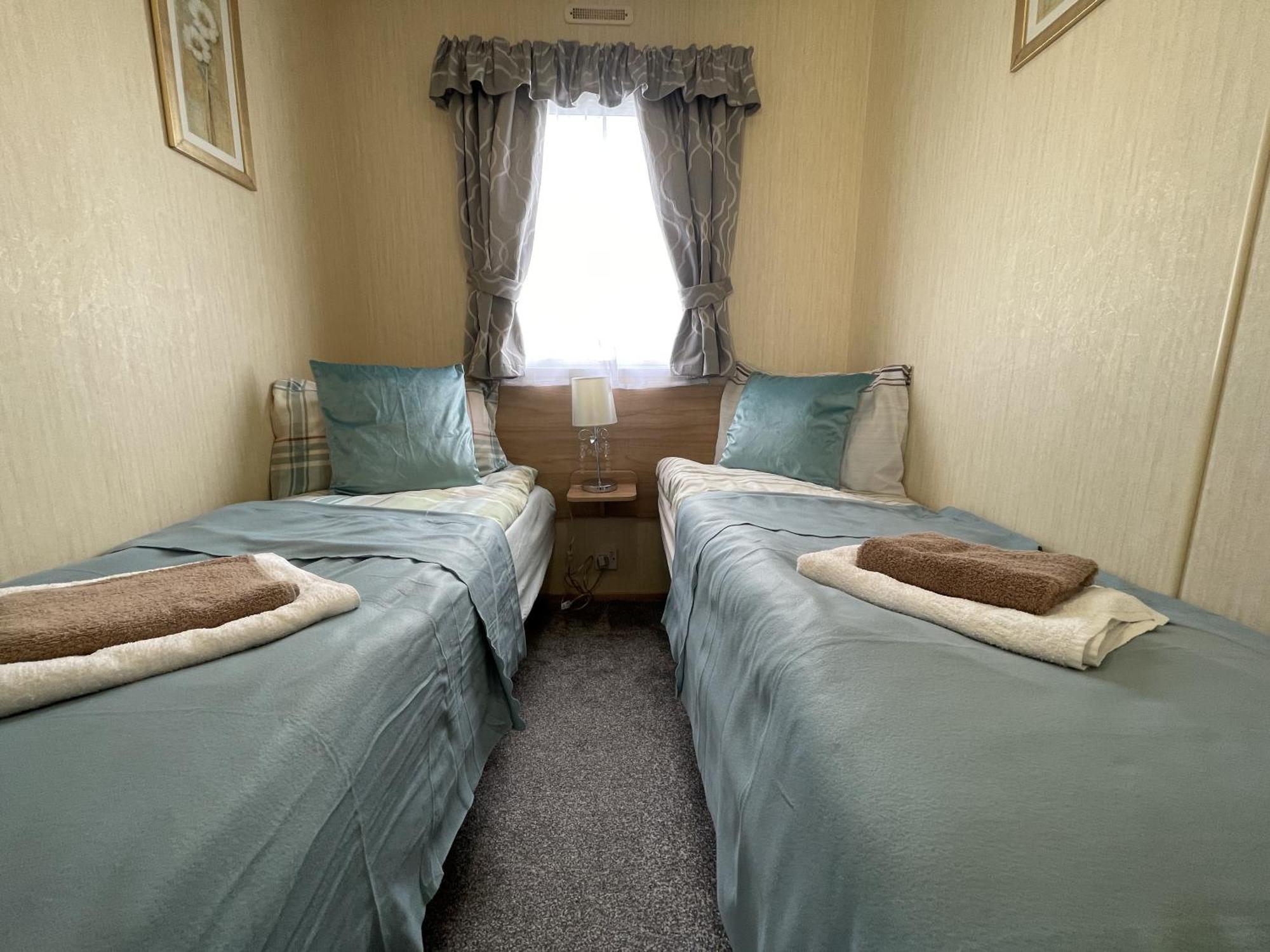 3 Bedroom Caravan, Edi Rita, Robin Hood, Pet Friendly Meliden Exterior photo